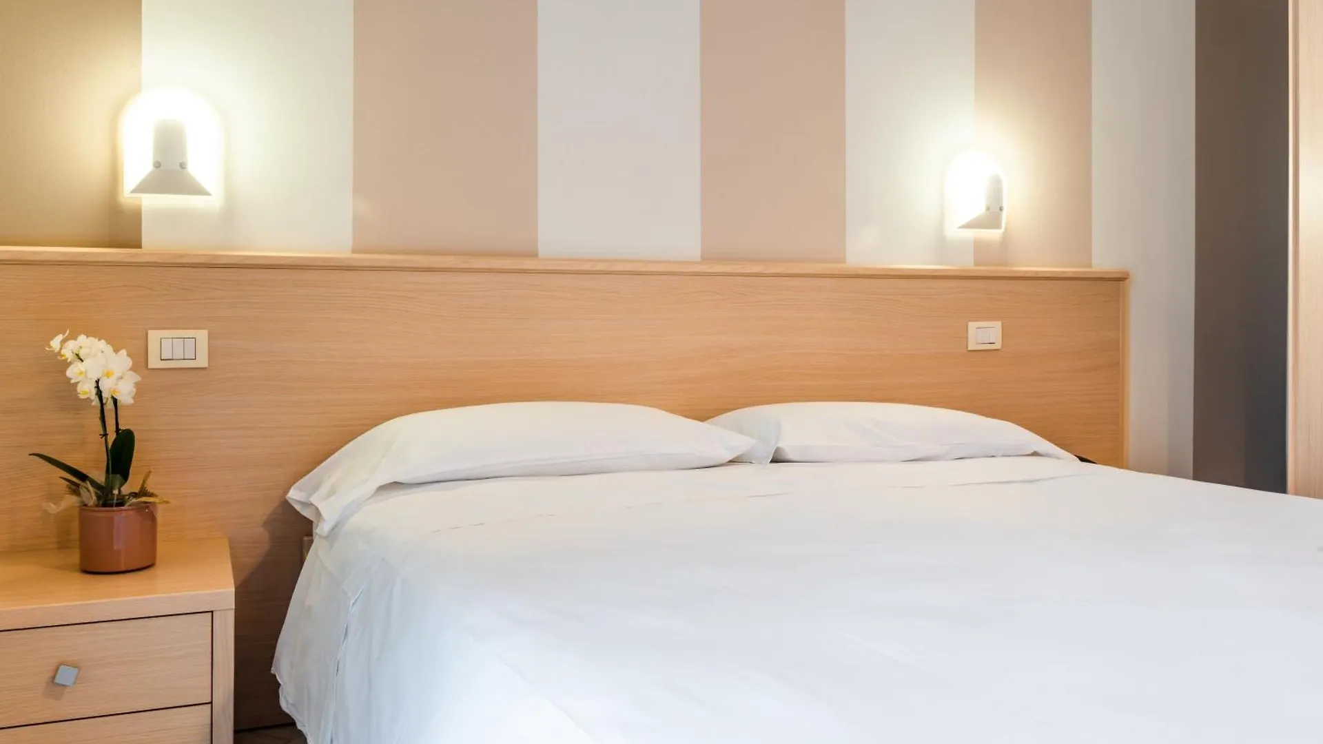 Hotel Mirandola 3*,